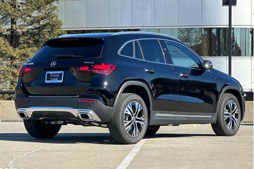 2025 Mercedes-Benz GLA 250 4MATIC