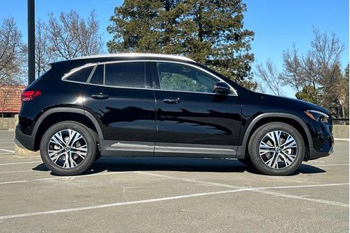 2025 Mercedes-Benz GLA 250 4MATIC