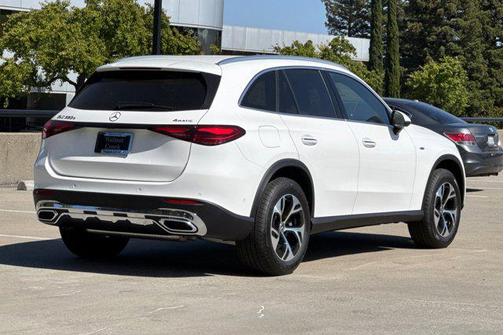 2025 Mercedes-Benz GLC 350e Base