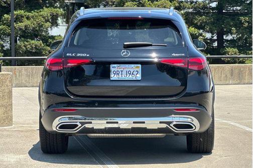 2025 Mercedes-Benz GLC 350e Base