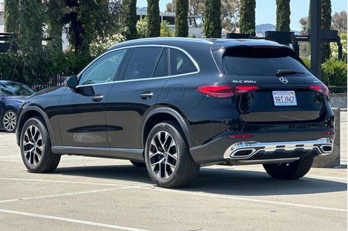 2025 Mercedes-Benz GLC 350e Base