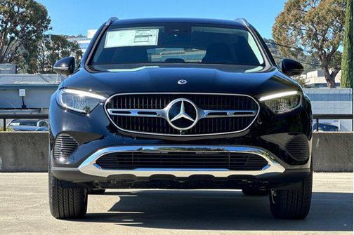 2025 Mercedes-Benz GLC 350e Base