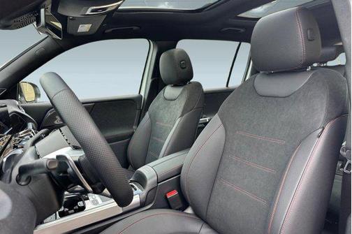 Polar White 2026 Mercedes-Benz AMG GLB 35 4MATIC