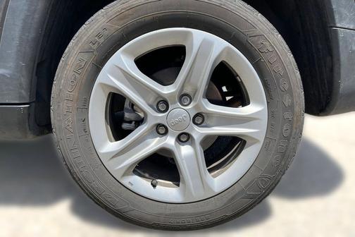 Granite Crystal Metallic Clearcoat 2023 Jeep Compass Latitude