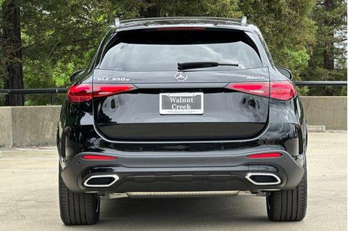 2025 Mercedes-Benz GLC 350e Base