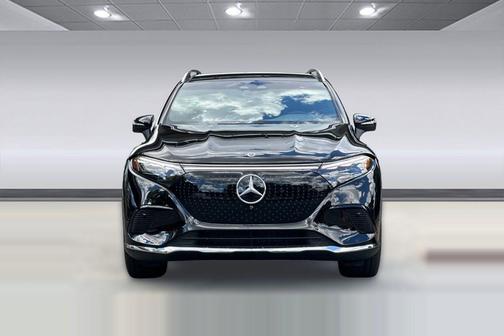 Black 2026 Mercedes-Benz EQS 400 400