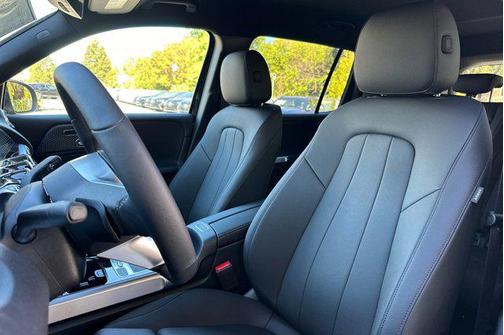 2025 Mercedes-Benz GLB 250 Base