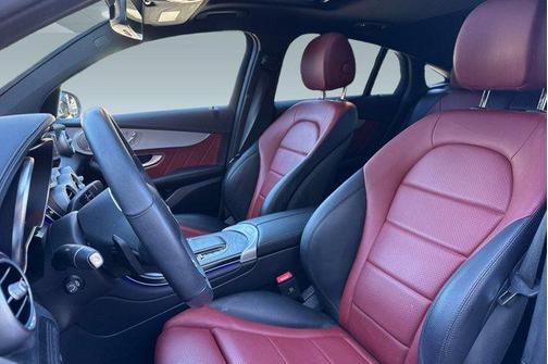 2023 Mercedes-Benz GLC 300 4MATIC Coupe