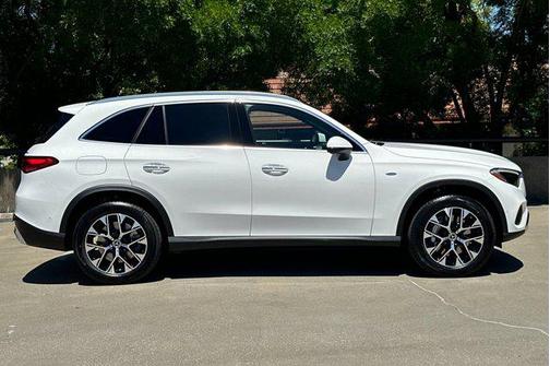 2025 Mercedes-Benz GLC 350e Base