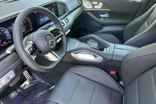 Black 2026 Mercedes-Benz GLE 450 4MATIC