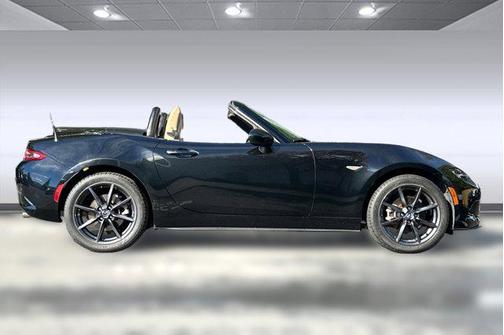 2016 Mazda MX-5 Miata Grand Touring