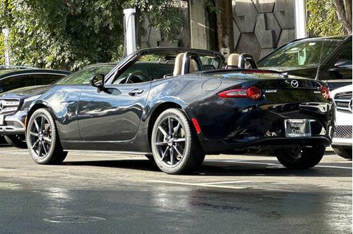 2016 Mazda MX-5 Miata Grand Touring