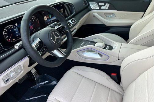 2026 Mercedes-Benz GLS 450 4MATIC