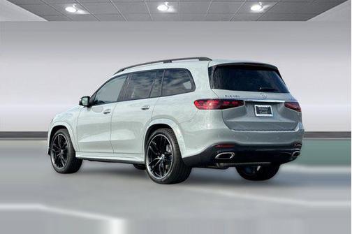 2026 Mercedes-Benz GLS 450 4MATIC