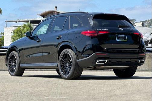 2025 Mercedes-Benz GLC 350e Base