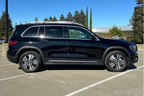 2025 Mercedes-Benz GLB 250 Base