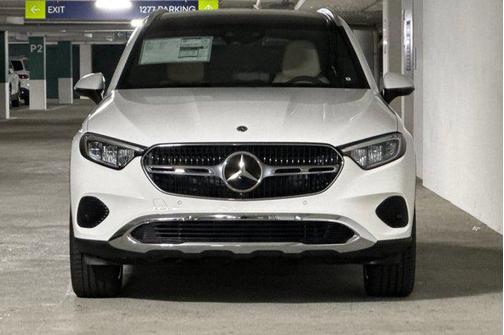 2025 Mercedes-Benz GLC 300 4MATIC