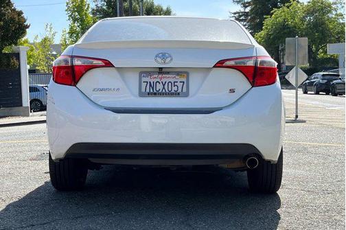 2015 Toyota Corolla S Plus