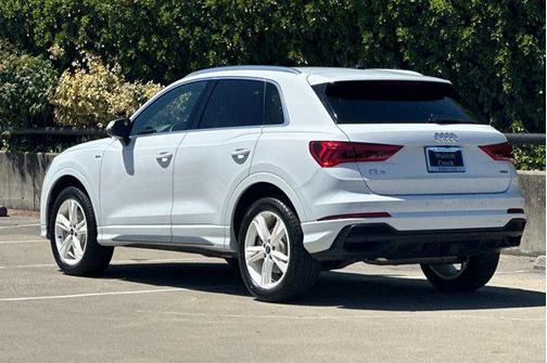 2023 Audi Q3 45 S line Premium Plus