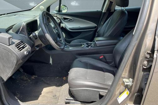Brownstone Metallic 2014 Chevrolet Volt Base