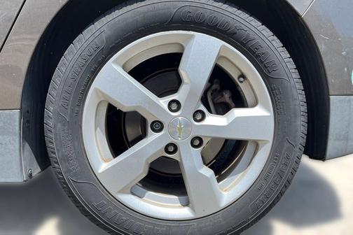 Brownstone Metallic 2014 Chevrolet Volt Base