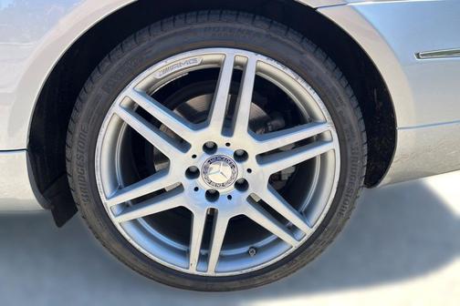 Black 2011 Mercedes-Benz E-Class E 350