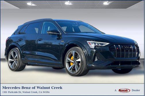 2022 Audi e-tron S Premium Plus