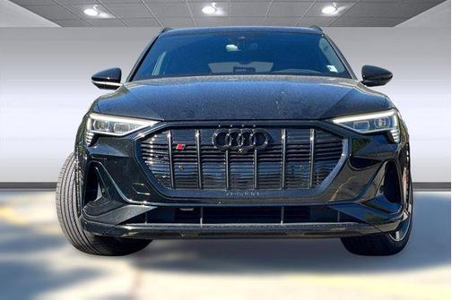 2022 Audi e-tron S Premium Plus