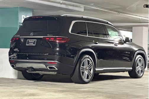 2025 Mercedes-Benz GLS 450 4MATIC