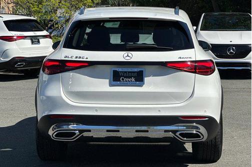 2025 Mercedes-Benz GLC 350e Base