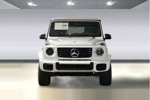 MANUFAKTUR Moonlight White Magno 2025 Mercedes-Benz G-Class G 580e