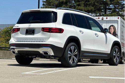 2025 Mercedes-Benz GLB 250 Base