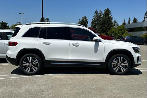 2025 Mercedes-Benz GLB 250 Base