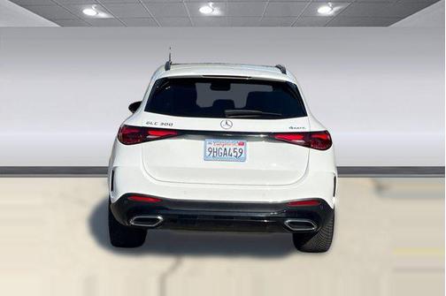 Polar White 2023 Mercedes-Benz GLC 300 4MATIC