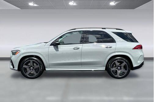 MANUFAKTUR Alpine Grey 2026 Mercedes-Benz GLE 450 4MATIC