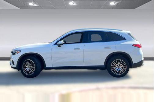 Polar White 2024 Mercedes-Benz GLC 300 Base