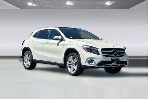 Arctic White 2018 Mercedes-Benz GLA 250 4MATIC