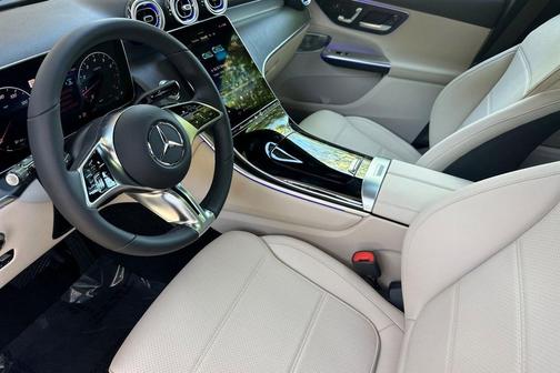 Polar White 2026 Mercedes-Benz GLC 300 4MATIC