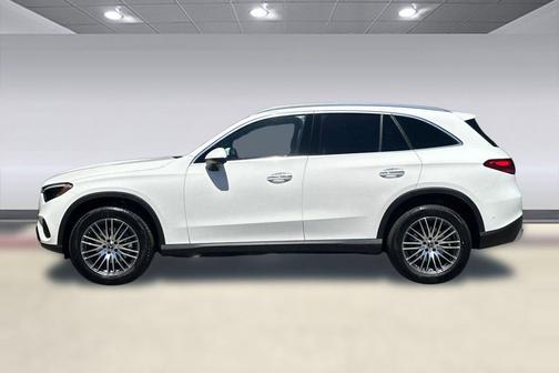 Polar White 2026 Mercedes-Benz GLC 300 4MATIC