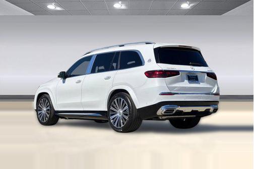 MANUFAKTUR Moonlight White Metallic 2026 Mercedes-Benz Maybach GLS 600 4MATIC