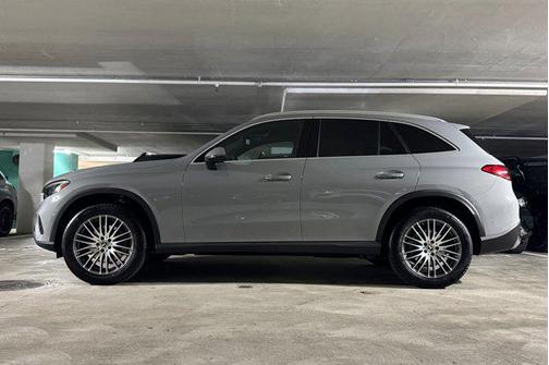 2026 Mercedes-Benz GLC 300 Base