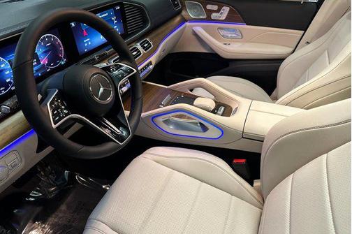 2025 Mercedes-Benz GLS 450 4MATIC
