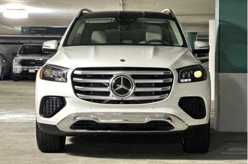 2025 Mercedes-Benz GLS 450 4MATIC