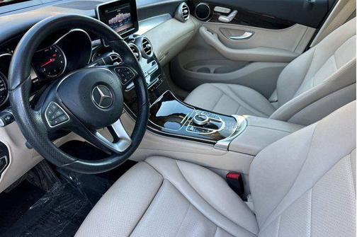 2018 Mercedes-Benz GLC 300 4MATIC