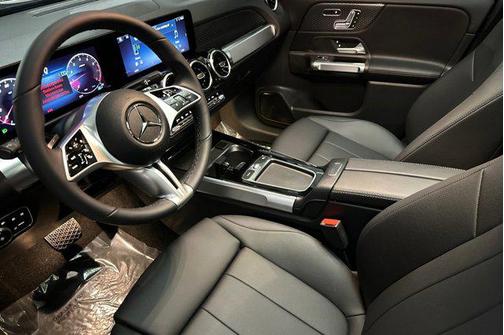 2026 Mercedes-Benz GLB 250 Base