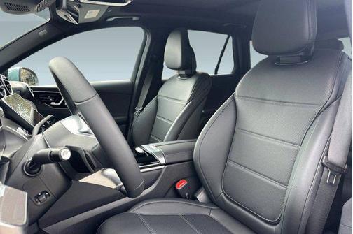 2026 Mercedes-Benz GLC 350e Base