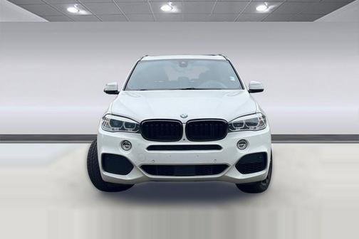 White 2018 BMW X5 eDrive xDrive40e