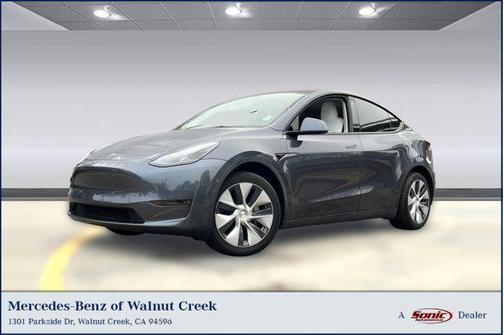 2023 Tesla Model Y Long Range Dual Motor All-Wheel Drive