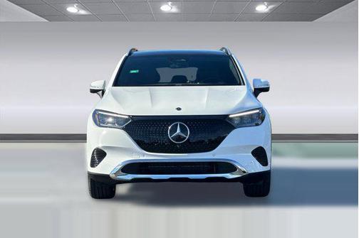 Polar White 2026 Mercedes-Benz EQE 320 320