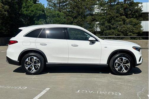 2025 Mercedes-Benz GLC 350e Base